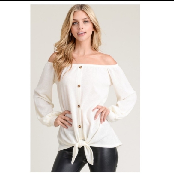 🔥$5🔥OFF SHOULDER SWEATER-COLOR: OFF WHITE. - Picture 2 of 5